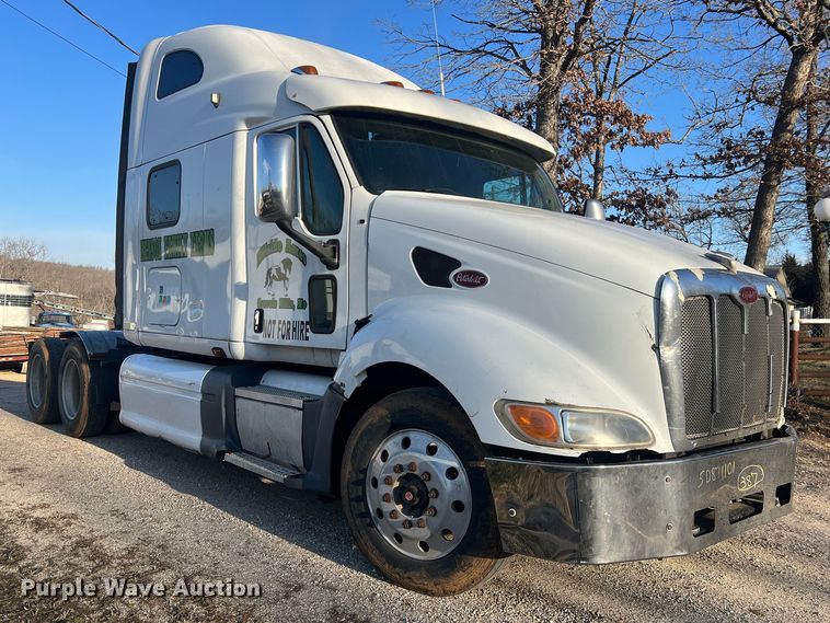 image for item MM9199 2005 Peterbilt 387  semi truck