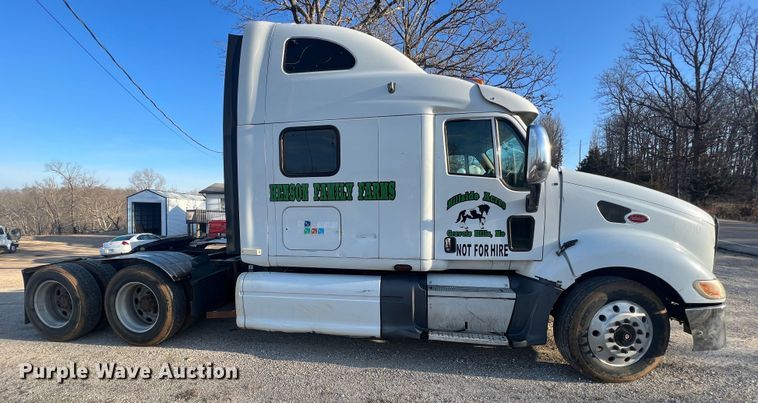 image for item MM9199 2005 Peterbilt 387  semi truck