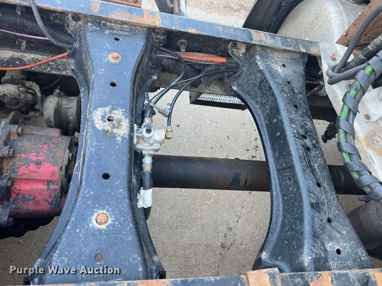 image for item MM9199 2005 Peterbilt 387  semi truck