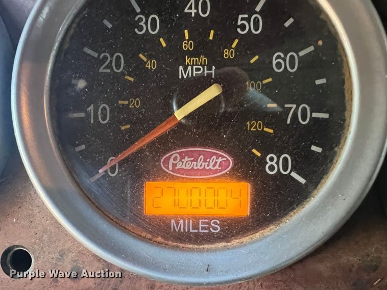 image for item MM9199 2005 Peterbilt 387  semi truck