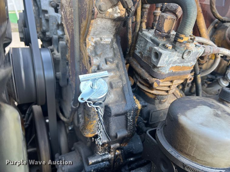 image for item MM9199 2005 Peterbilt 387  semi truck