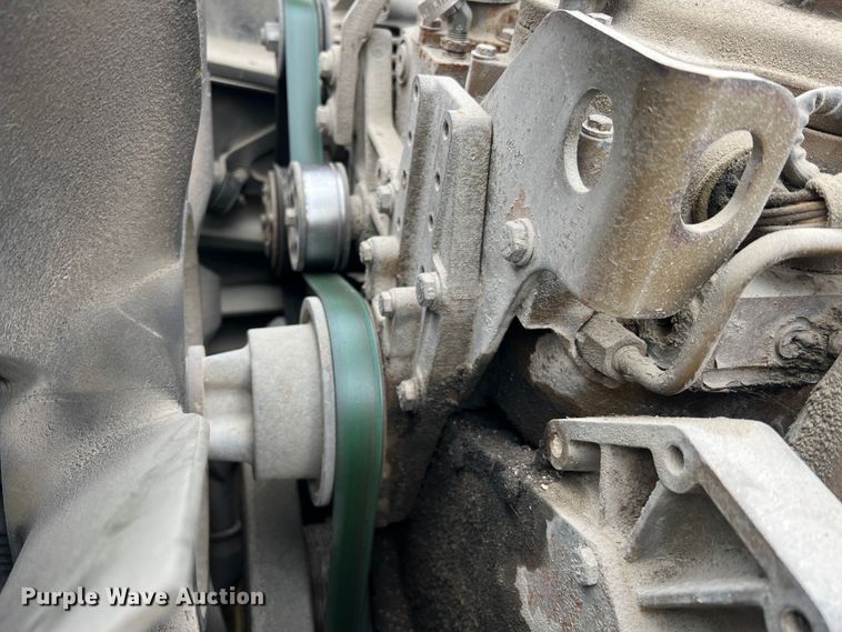 image for item MM9235 1999 Freightliner FL70  truck cab and chassis