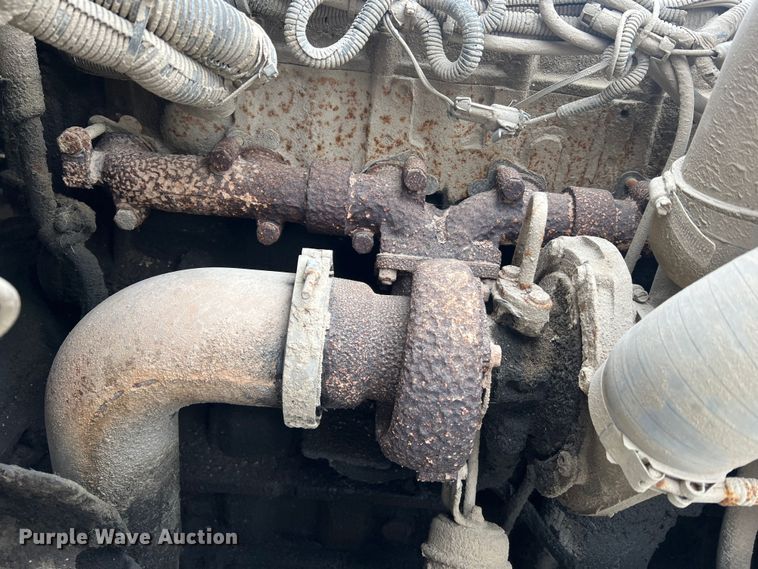 image for item MM9235 1999 Freightliner FL70  truck cab and chassis