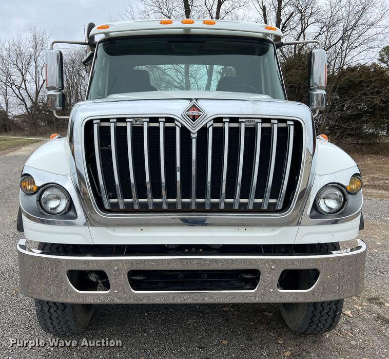 image for item MM9258 2013 International WorkStar  truck cab and chassis