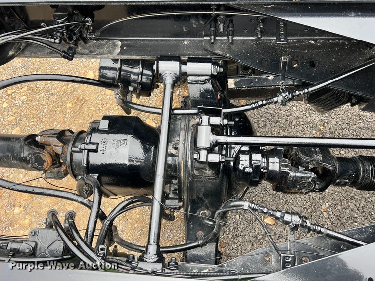 image for item MM9258 2013 International WorkStar  truck cab and chassis