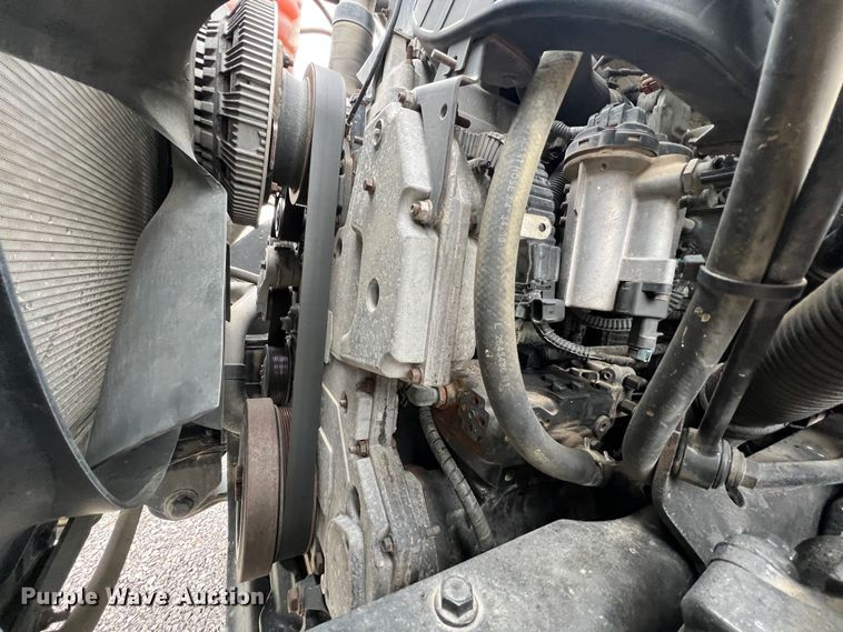 image for item MM9258 2013 International WorkStar  truck cab and chassis