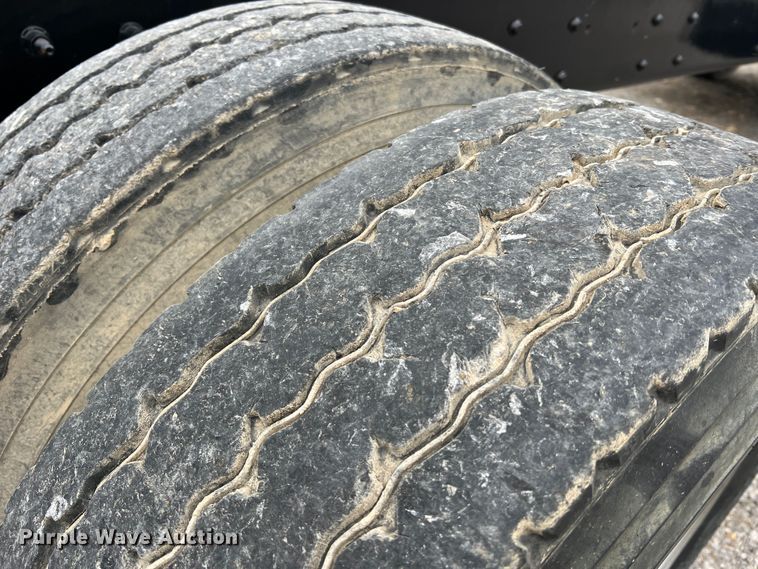 image for item MM9258 2013 International WorkStar  truck cab and chassis