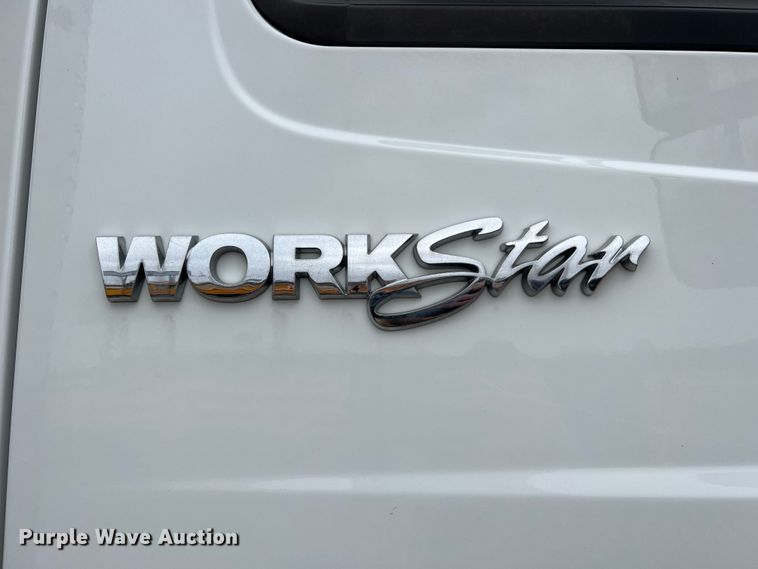 image for item MM9258 2013 International WorkStar  truck cab and chassis