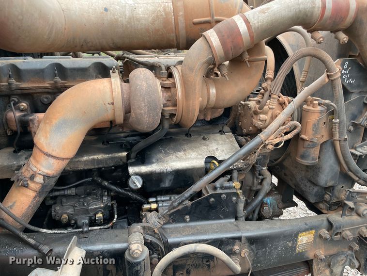 image for item MM9363 2000 Mack RD688S  roll-off container truck