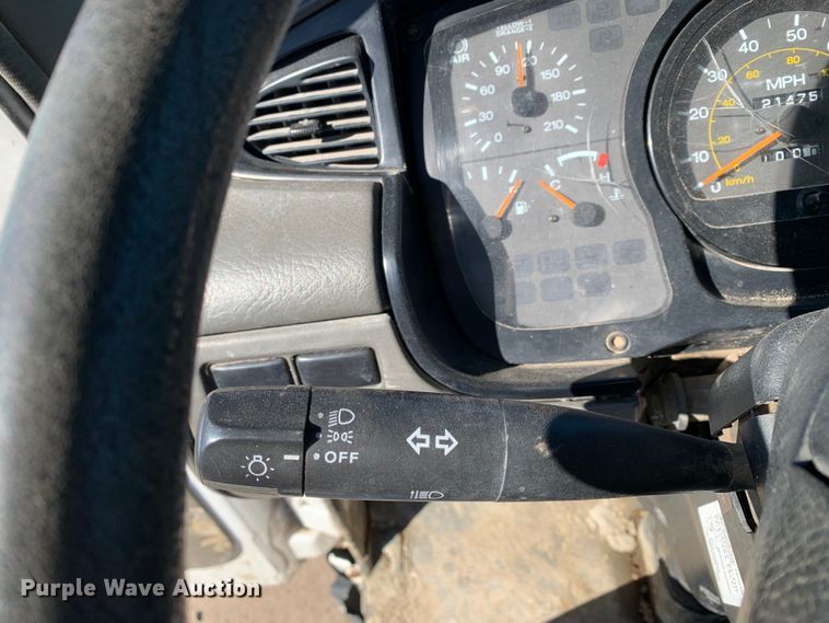 image for item MM9747 2005 UD Nissan UD1800CS  truck cab and chassis