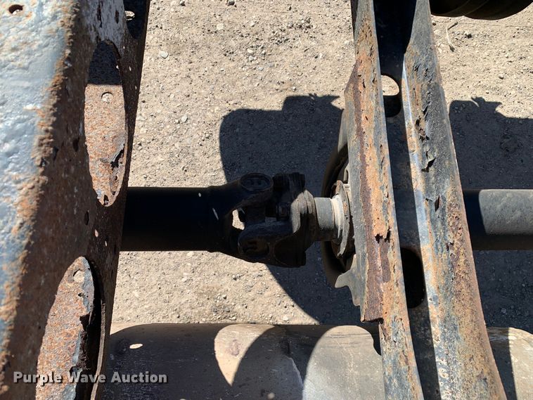 image for item MM9747 2005 UD Nissan UD1800CS  truck cab and chassis