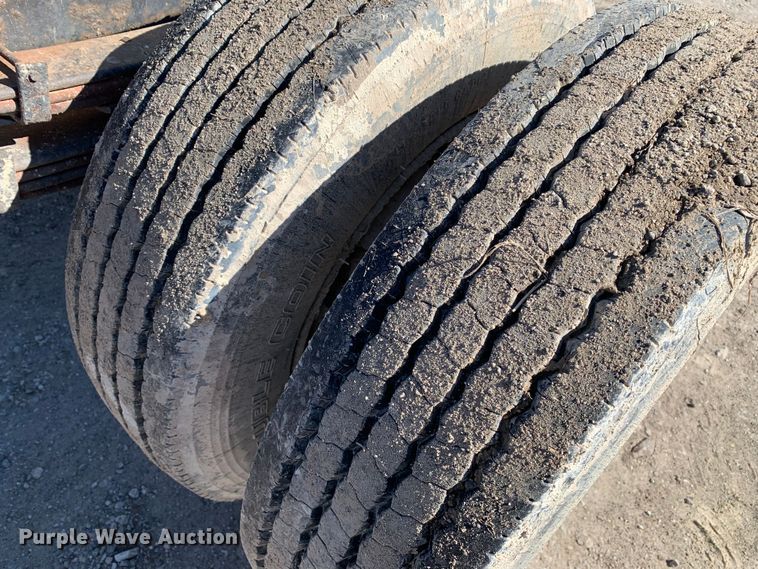 image for item MM9747 2005 UD Nissan UD1800CS  truck cab and chassis