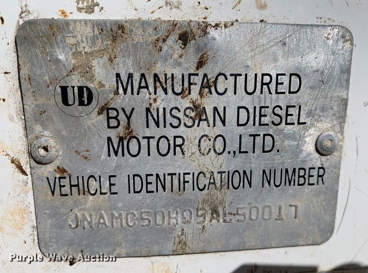 image for item MM9747 2005 UD Nissan UD1800CS  truck cab and chassis