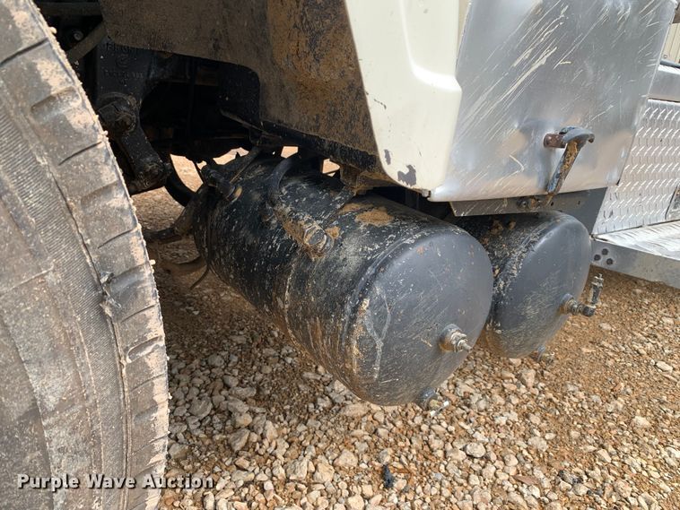 image for item MM9777 1982 Mack RWS754LST  semi truck