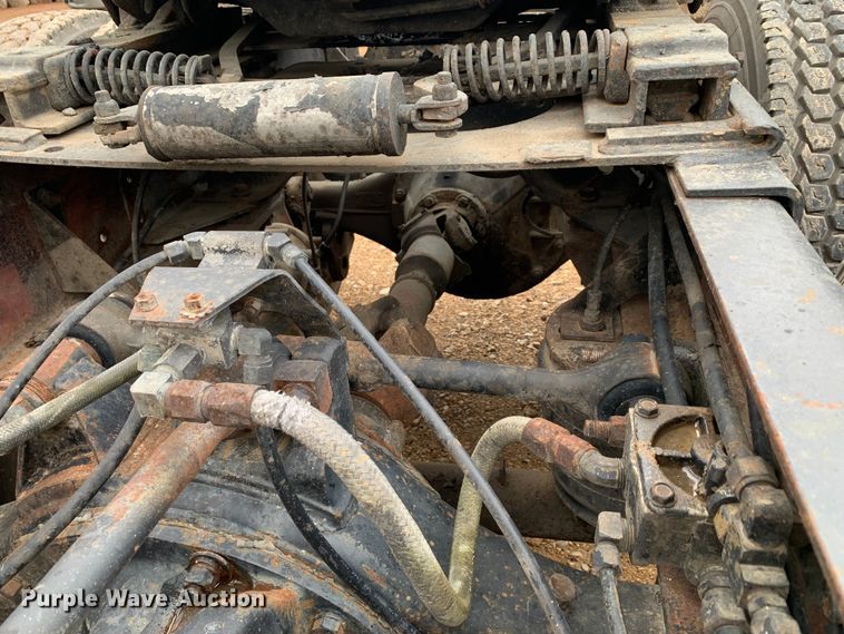 image for item MM9777 1982 Mack RWS754LST  semi truck