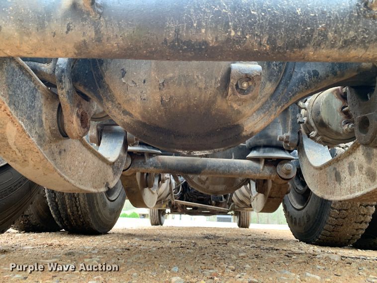 image for item MM9777 1982 Mack RWS754LST  semi truck