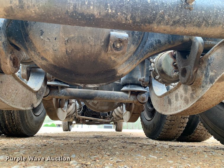 image for item MM9777 1982 Mack RWS754LST  semi truck