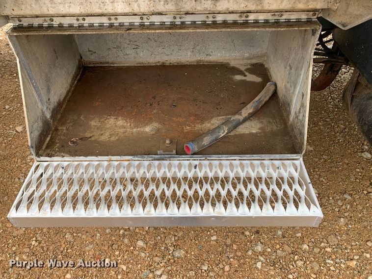 image for item MM9777 1982 Mack RWS754LST  semi truck