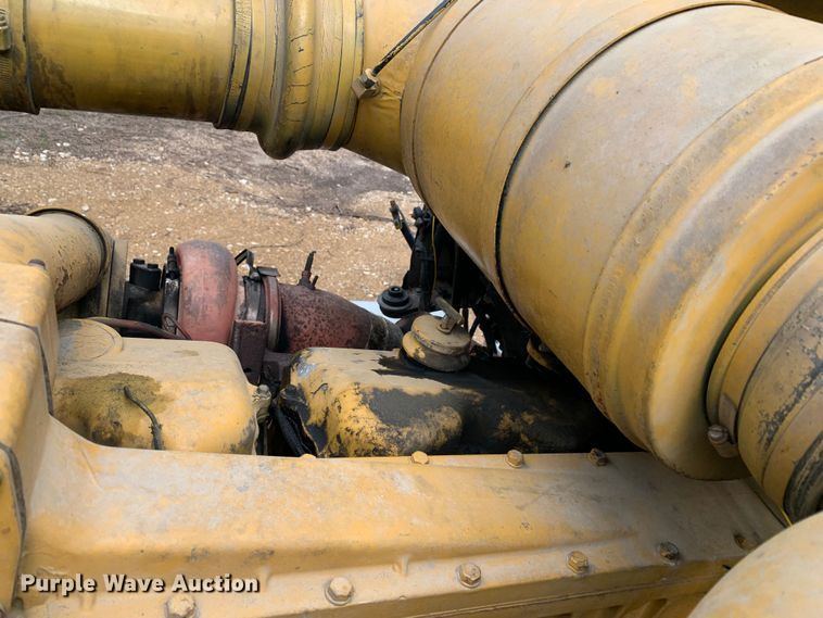 image for item MM9777 1982 Mack RWS754LST  semi truck