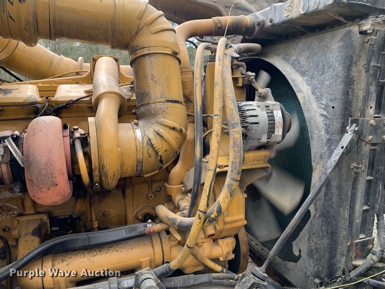 image for item MM9777 1982 Mack RWS754LST  semi truck