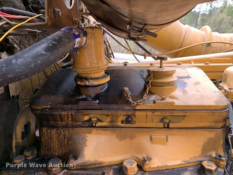 image for item MM9777 1982 Mack RWS754LST  semi truck