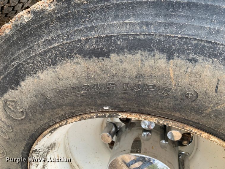 image for item MM9777 1982 Mack RWS754LST  semi truck