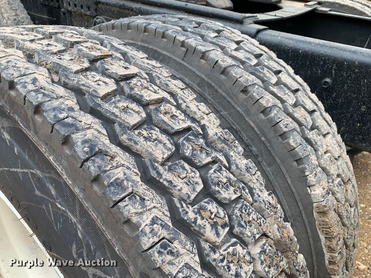 image for item MM9777 1982 Mack RWS754LST  semi truck