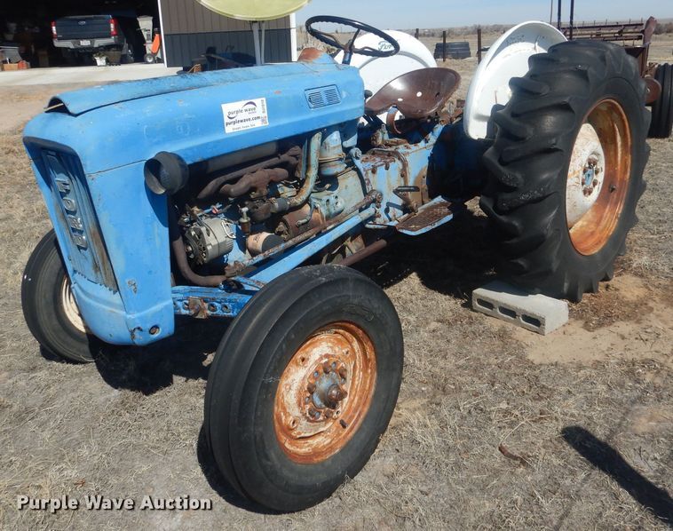 image for item DJ7010 Ford  tractor