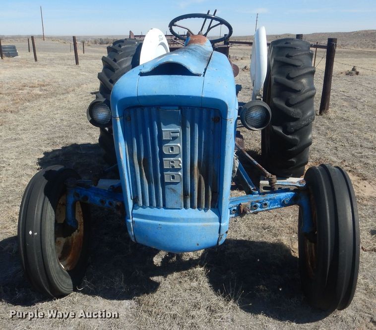 image for item DJ7010 Ford  tractor