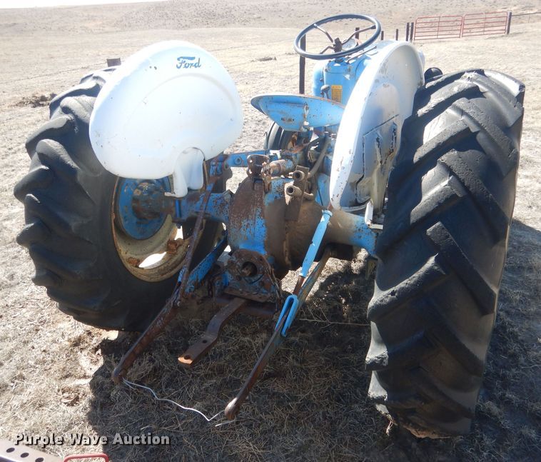 image for item DJ7010 Ford  tractor