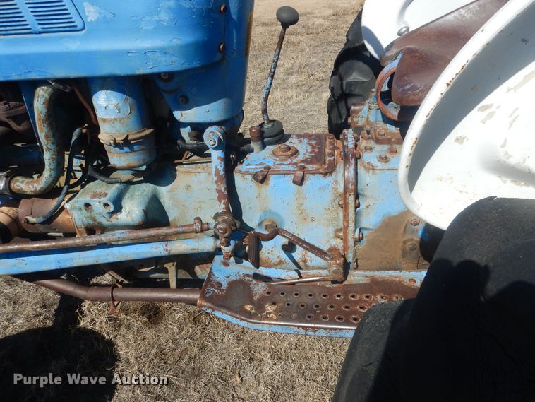 image for item DJ7010 Ford  tractor