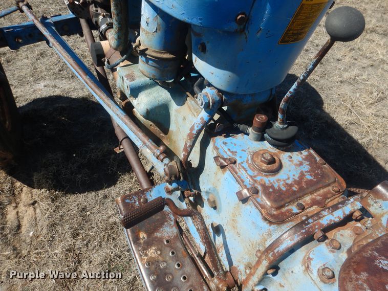 image for item DJ7010 Ford  tractor