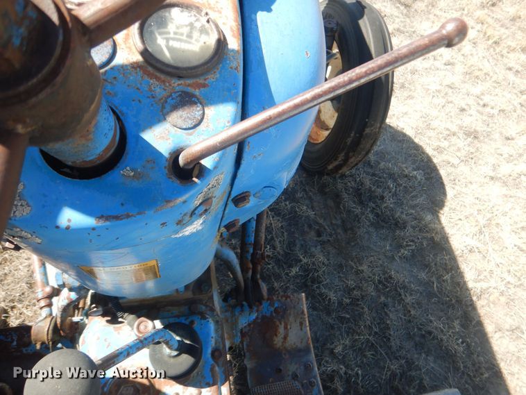 image for item DJ7010 Ford  tractor