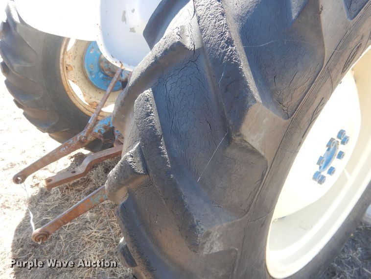 image for item DJ7010 Ford  tractor
