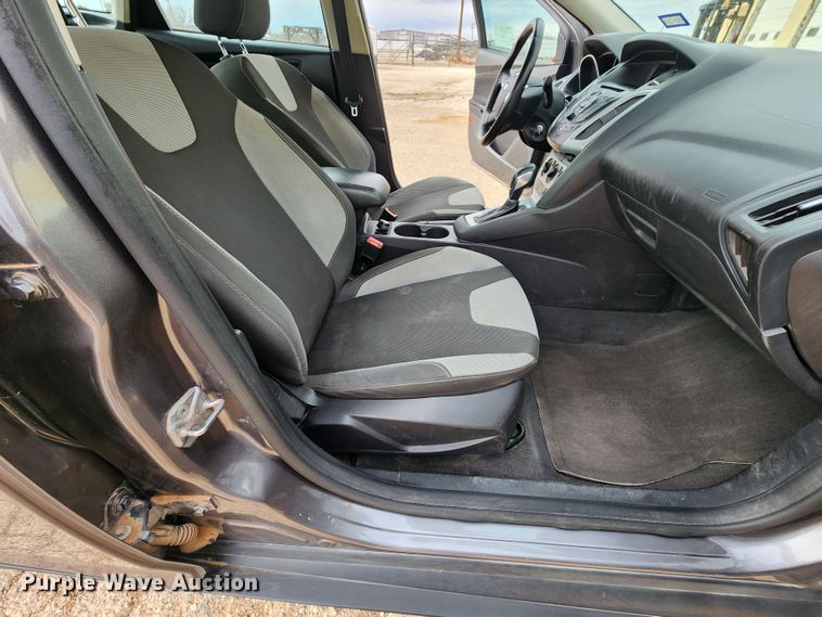 image for item DK6498 2014 Ford Focus SE