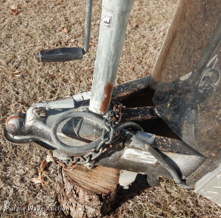 image for item DK7623 2001 Pace American VC8520TA2  enclosed cargo trailer