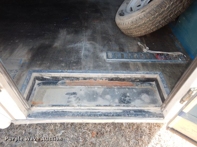 image for item DK7623 2001 Pace American VC8520TA2  enclosed cargo trailer