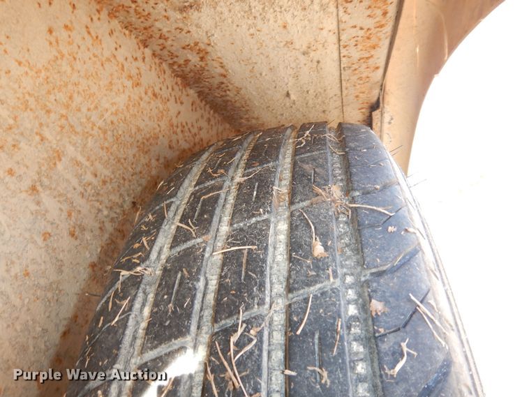 image for item DK7623 2001 Pace American VC8520TA2  enclosed cargo trailer