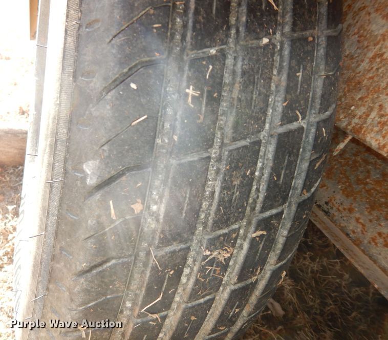 image for item DK7623 2001 Pace American VC8520TA2  enclosed cargo trailer