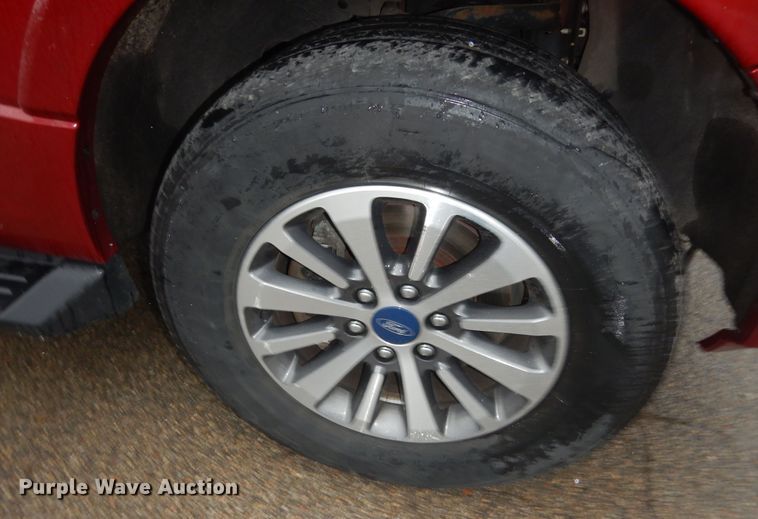 image for item DK7740 2017 Ford Expedition EL XLT  SUV