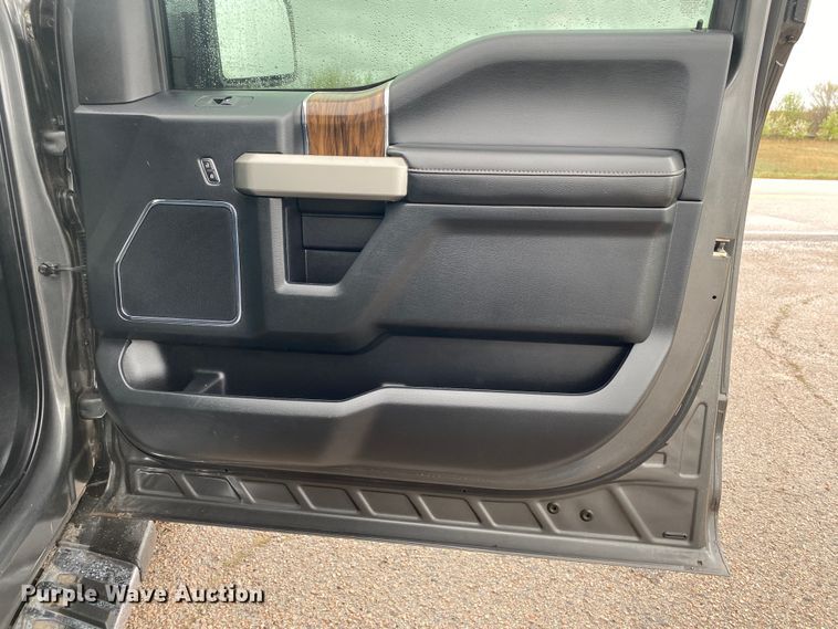 image for item DL7072 2019 Ford F150  SuperCrew pickup truck