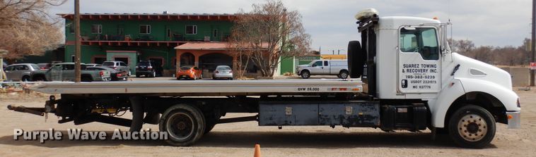 image for item DN6319 2003 Kenworth T300  rollback truck