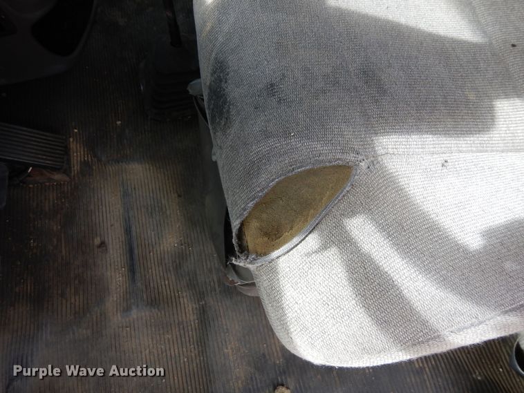 image for item DN6319 2003 Kenworth T300  rollback truck