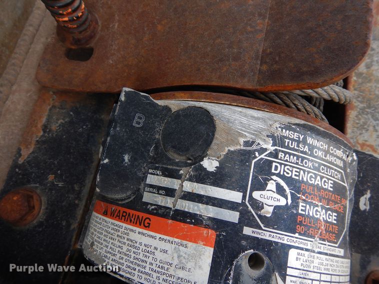 image for item DN6319 2003 Kenworth T300  rollback truck