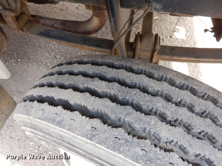 image for item DN6319 2003 Kenworth T300  rollback truck