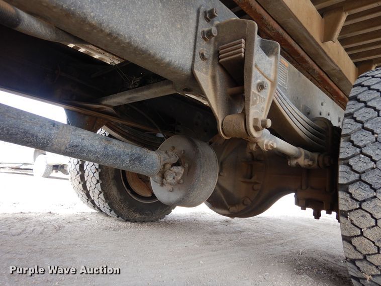 image for item DN6319 2003 Kenworth T300  rollback truck