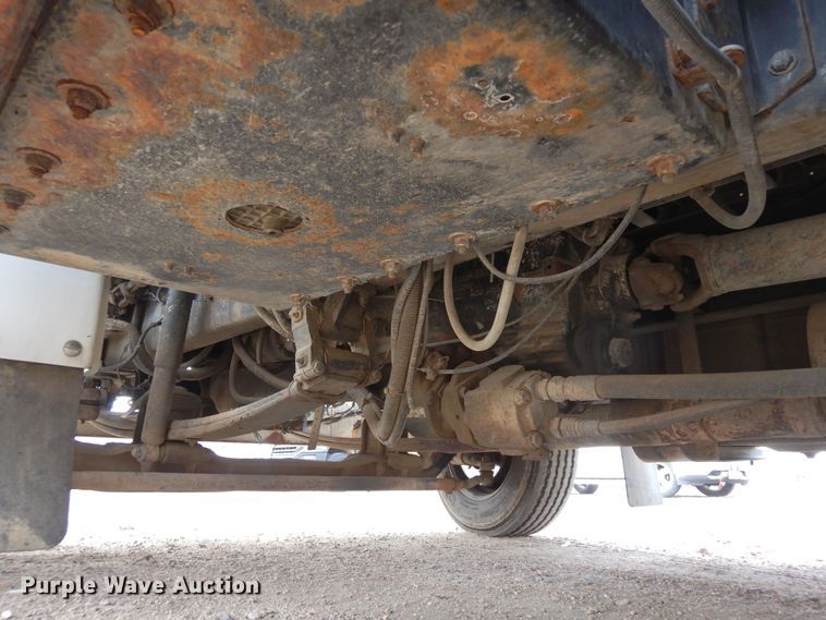 image for item DN6319 2003 Kenworth T300  rollback truck