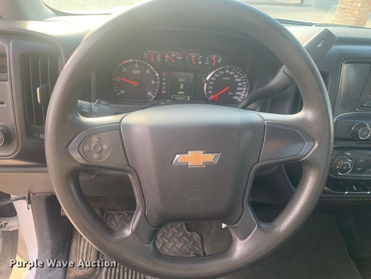 image for item DO1920 2015 Chevrolet Silverado 1500  pickup truck