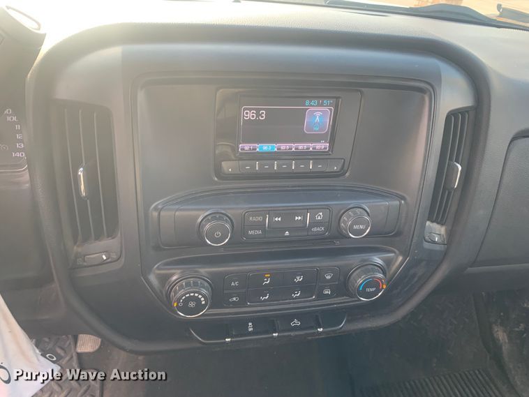 image for item DO1920 2015 Chevrolet Silverado 1500  pickup truck