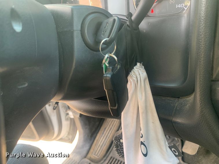 image for item DO1920 2015 Chevrolet Silverado 1500  pickup truck